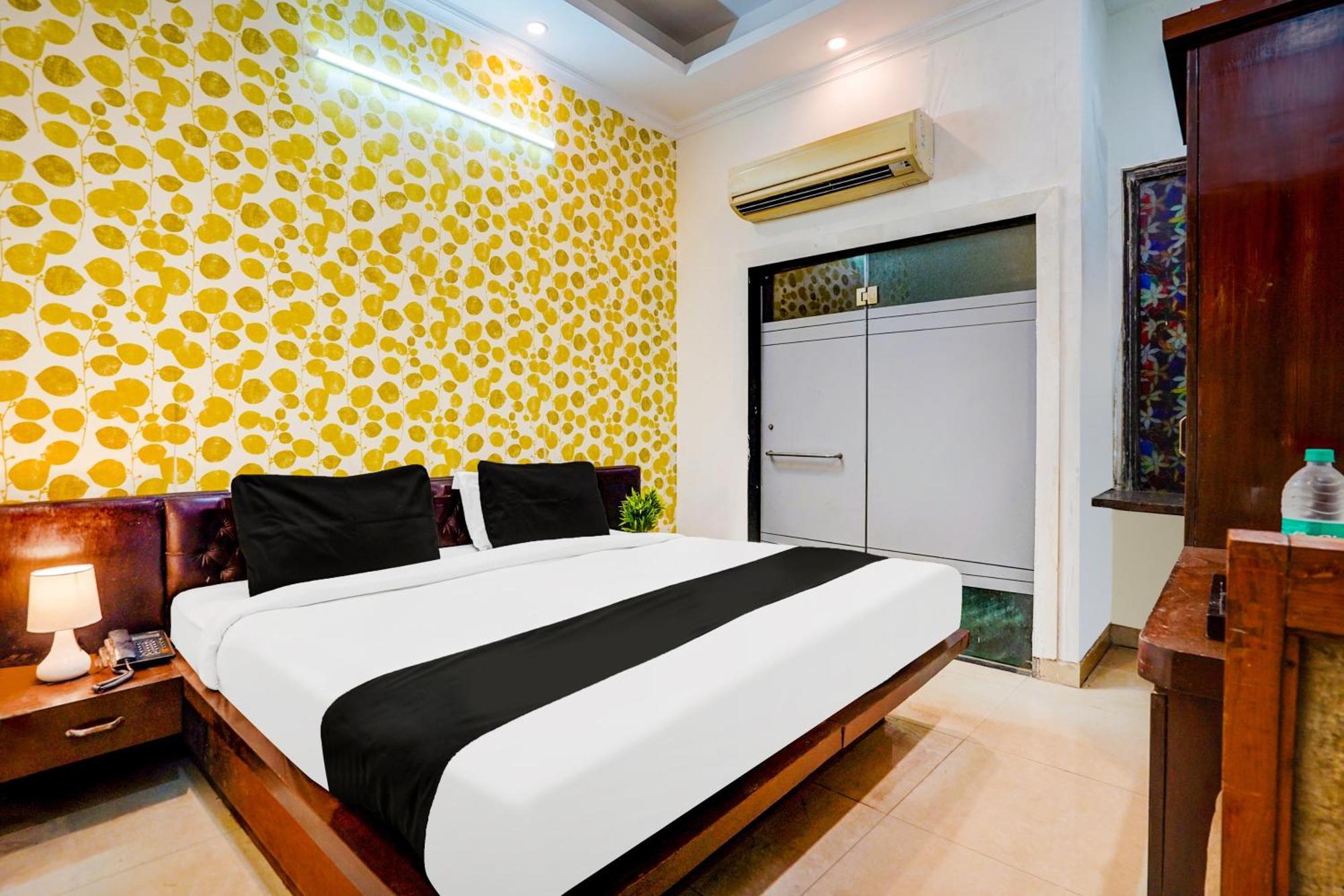 Hotel Collection O Sector 5 Ghaziabad Extérieur photo