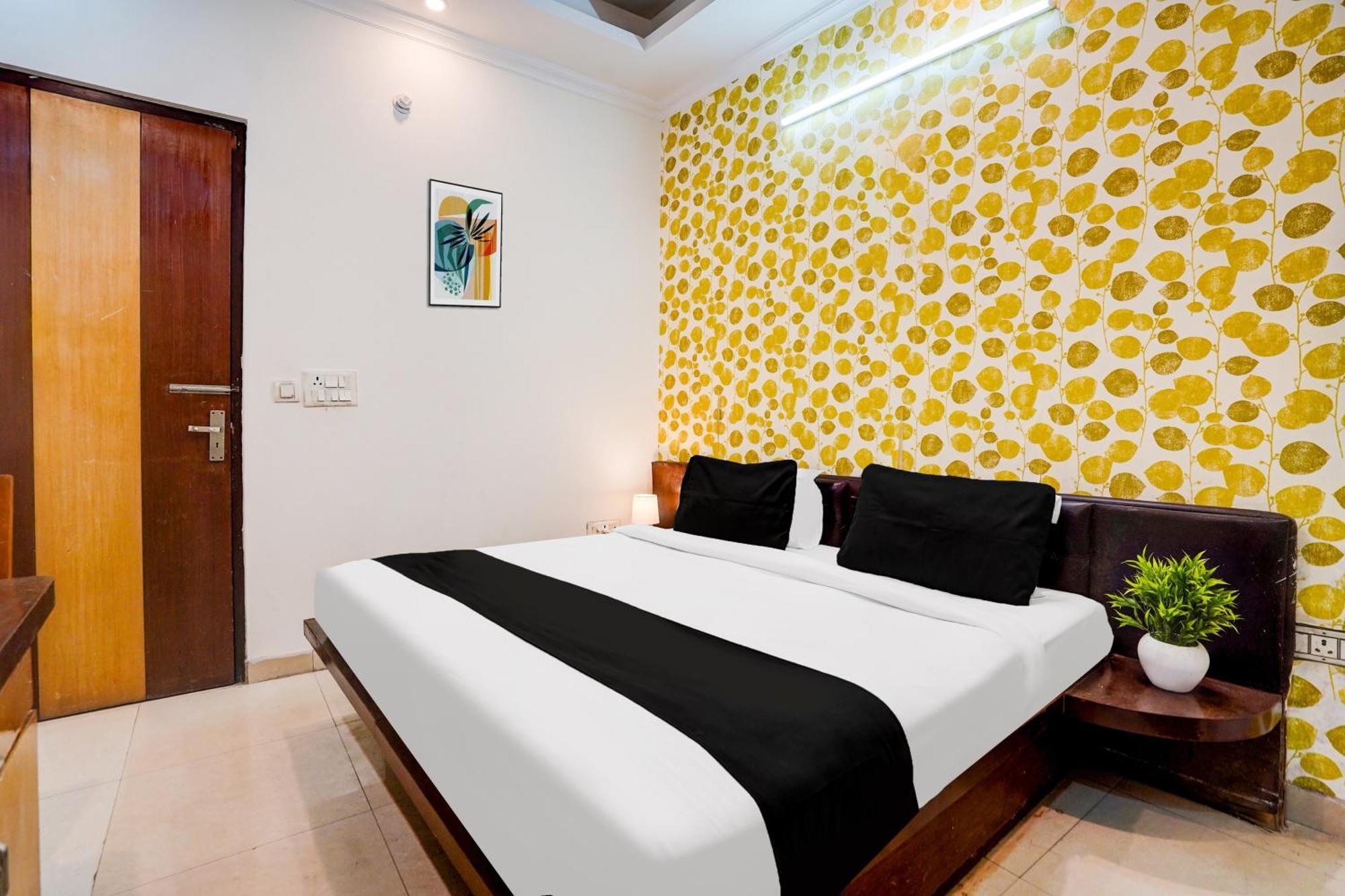 Hotel Collection O Sector 5 Ghaziabad Extérieur photo