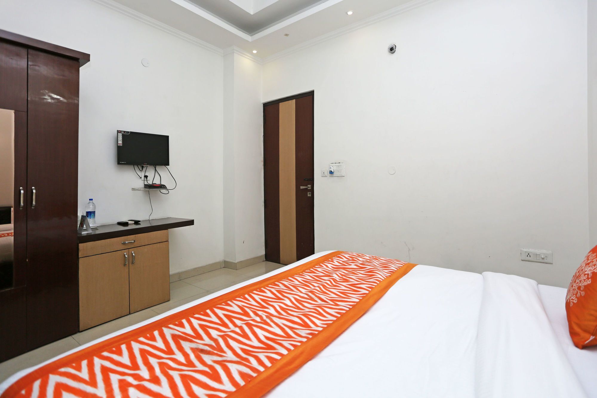 Hotel Collection O Sector 5 Ghaziabad Extérieur photo